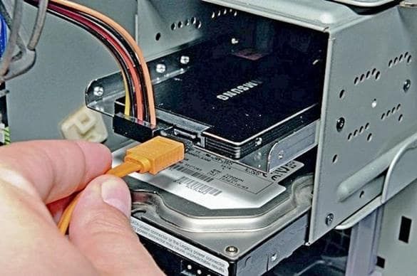 ssd диска внутри системного блока