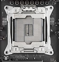 сокет LGA 2011 v3 сокет LGA 2011 v3